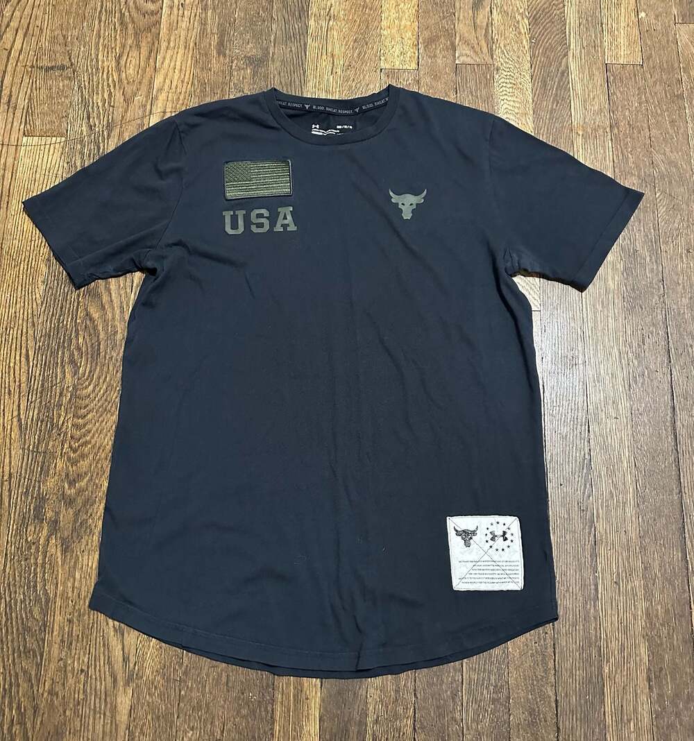 Under Armour Project Rock Freedom Veterans USA Patriotic Graphic T-Shirt Medium